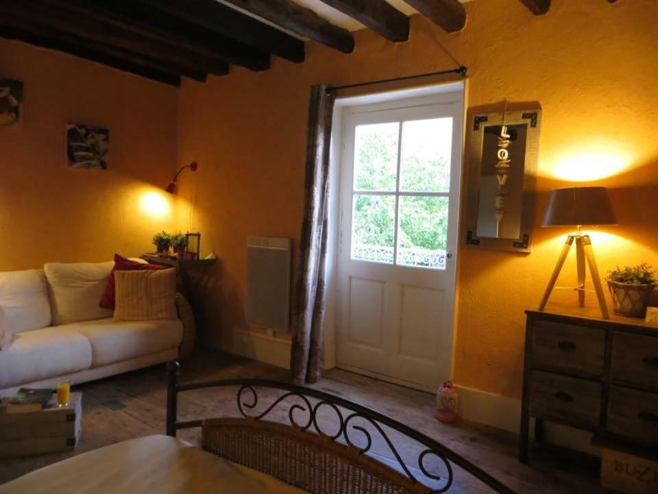 L'Enclos B&B แชติญง-ออง-ดิอัวส์ ภายนอก รูปภาพ